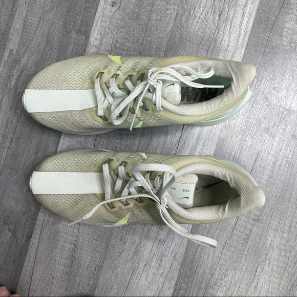 AIR Zoom X Pegasus 35 Turbo 'Barely Volt' - Picture 2 of 13